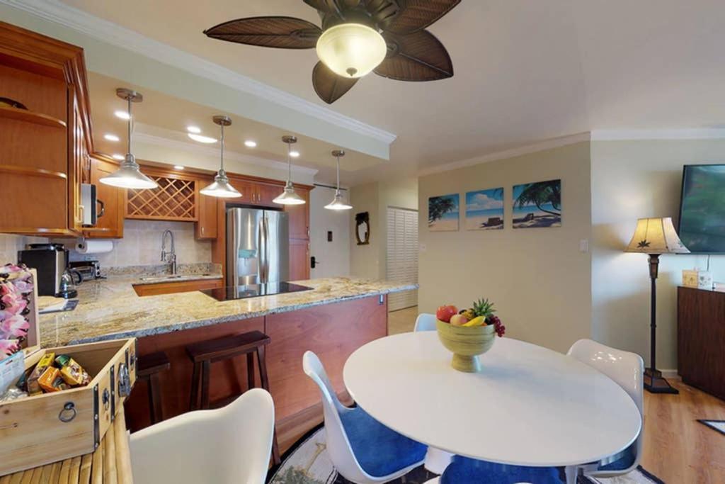 Oceanfront Penthouse With Amazing Views At Kauhale Makai Apartment Kihei Ngoại thất bức ảnh